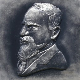 Relief von Gustav Wynecken am Eingang der Freien Schulgemeinde