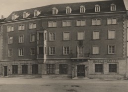 Ansicht des Hotel Elephant um 1940