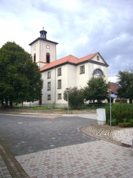 Blick auf die Kirche