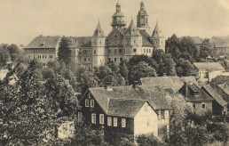 Schleusingen, Blick auf Schloss Bertholdsburg um 1900
