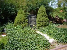 Grab von Karl Krieghoff