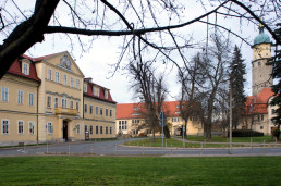 Blick auf das Neue Palais und den Neideckturm