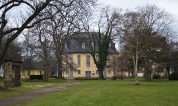 Die Himmelfahrtskirche vom Alten Friedhof her gesehen