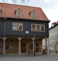 Das Geburtshaus von Eugenie Marlitt am Markt