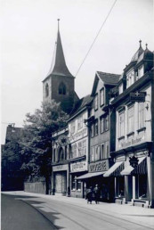 Blick in die Schlösserstraße, vor 1945