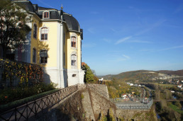 Blick zum Fünfeck hinter dem Rokokoschloss