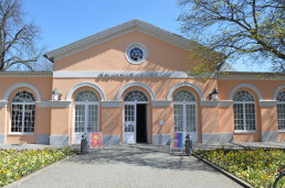 Das provisorische Bauhaus-Museum am Theaterplatz