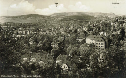 Blick vom Schloss zum Uhufelsen