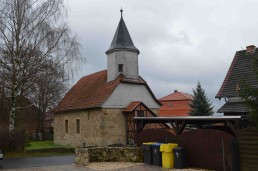 Ütteroda, Blick auf die Kirche