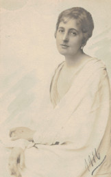 Maria von Gneisenau, um 1916