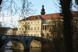 Stadtschloss mit Kegelbrücke