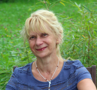 Gedenkveranstaltung für die Schriftstellerin Verena Zeltner in Neunhofen @ Gasthof »Drei Rosen«
