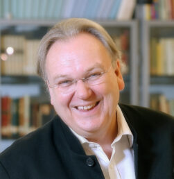 Hansgeorg Schmidt-Bergmann