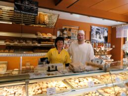 Bäckermeister Felix Heinemann mit seiner Mutter Regina Heinemann